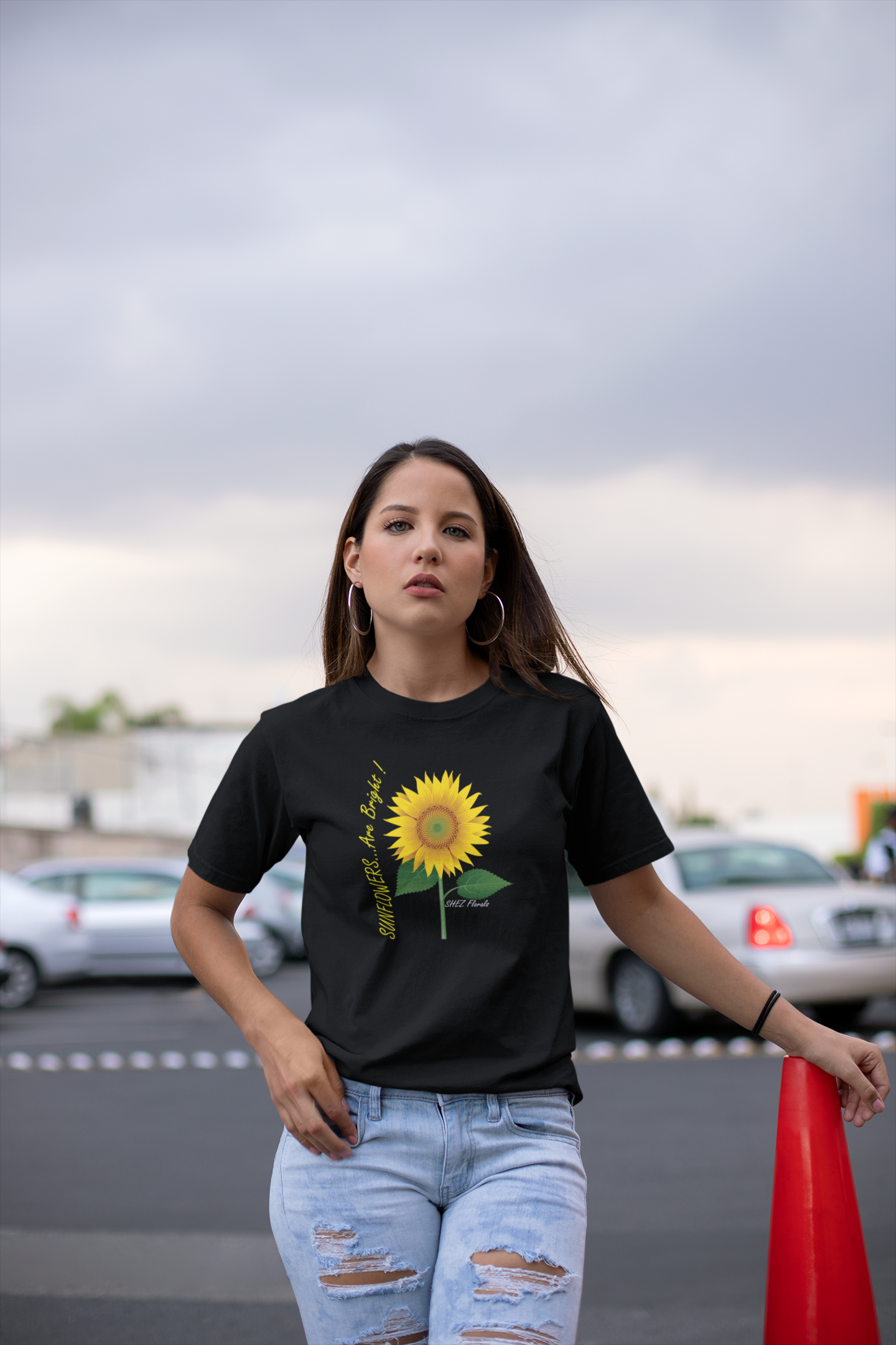 Shez Florals, Sunflower Black Printed Oversized T Shirt Women, S,M,L,XL,2XL,3XL,4XL,5XL, Model Posing View